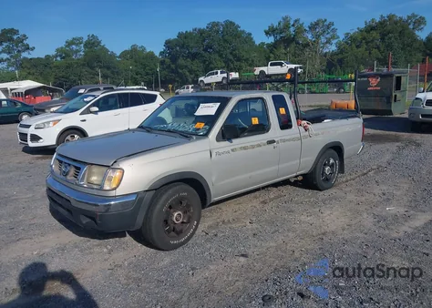 1998 Nissan Frontier King Cab Xe/King Cab Se from USA, damaged, VIN 1N6DD26S8WC362964